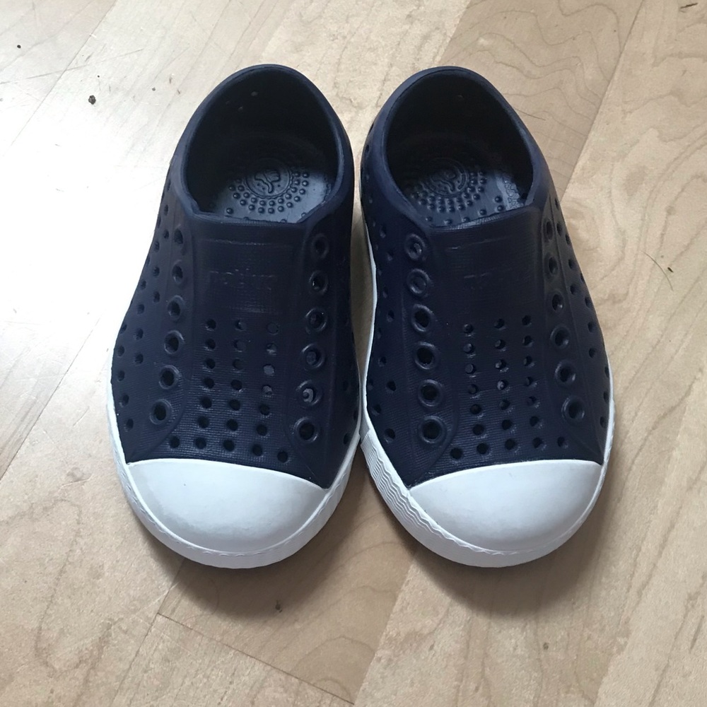 Never worn - Toddler Size 5 Native shoes